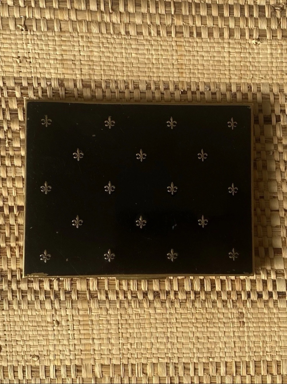 Vintage Fleur De Lis Black And Gold Cigarette Case w/ Letter ‘E’ Engraved